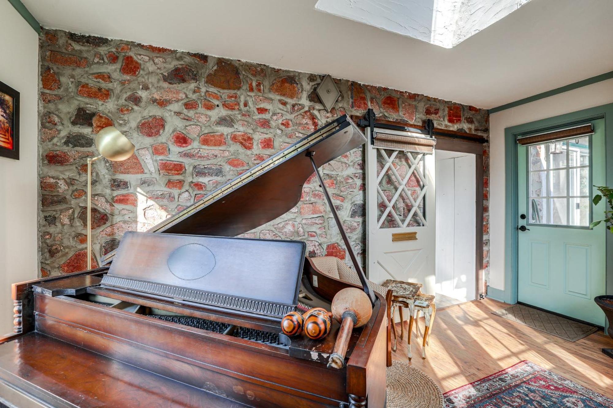 Lambertville Retreat - Walk To Shopping And Dining! Exterior photo